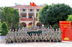 Toàn quân nỗ lực khắc phục khó khăn, hoàn thành tốt nhiệm vụ quân sự, quốc phòng